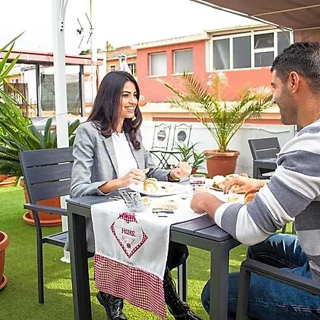 Frühstückspension De Nava 4*